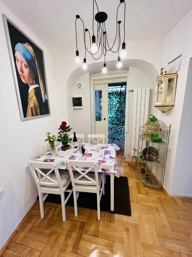 Downtown Secret Apartment Загреб Екстериор снимка