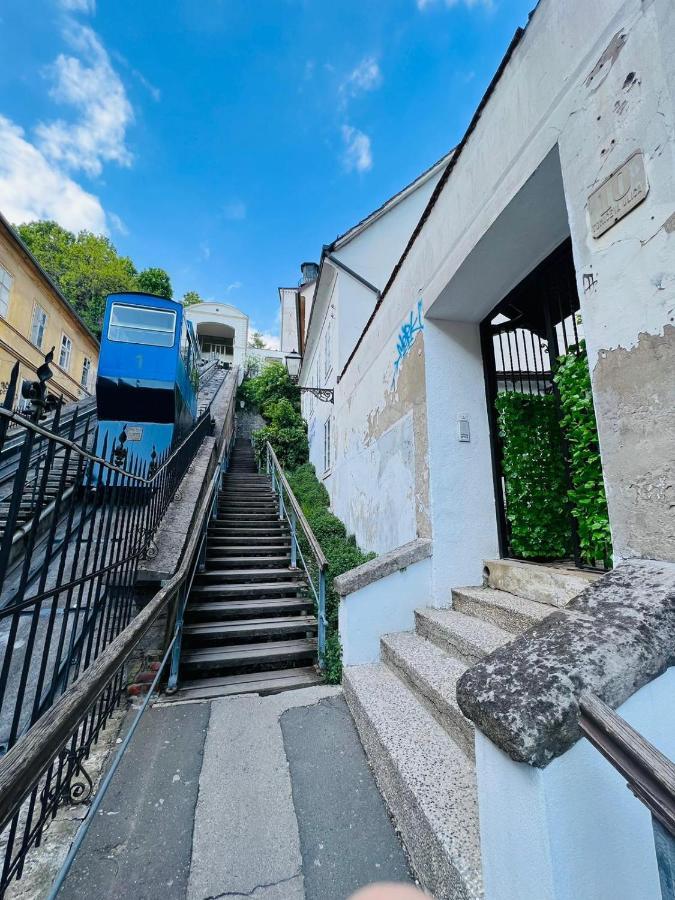 Downtown Secret Apartment Загреб Екстериор снимка